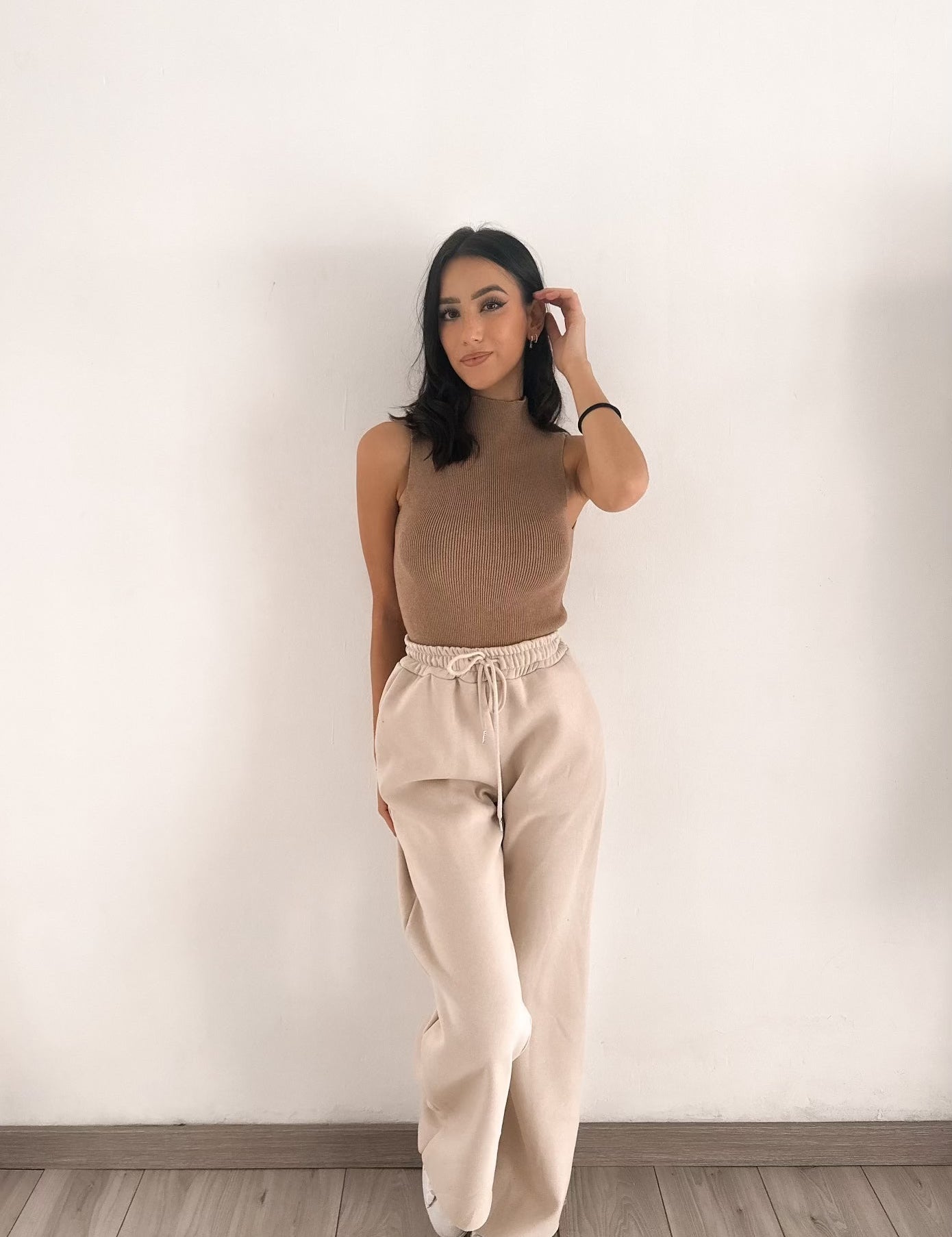 Pantalone tuta a palazzo