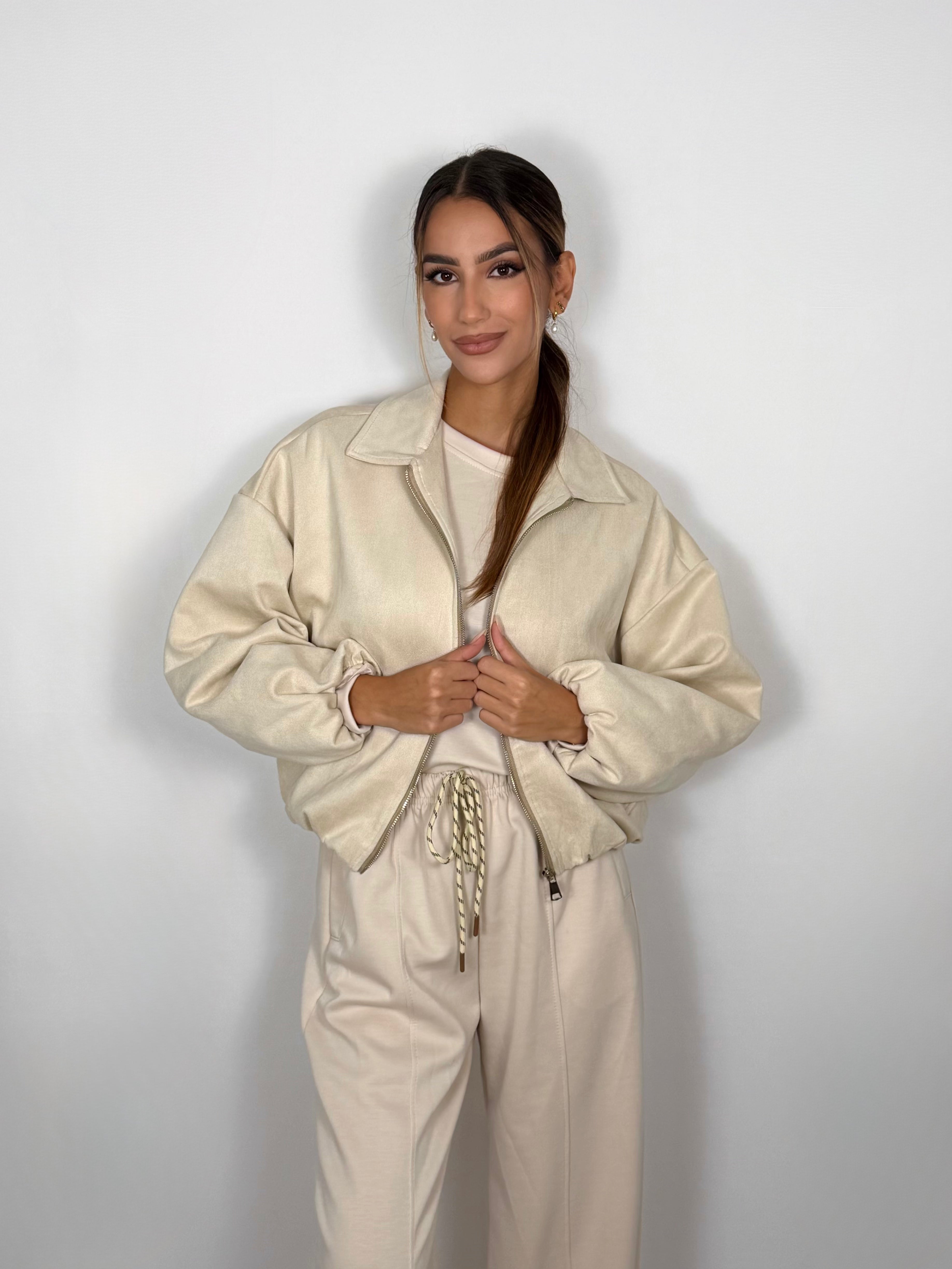 Velvet Bomber - Crema