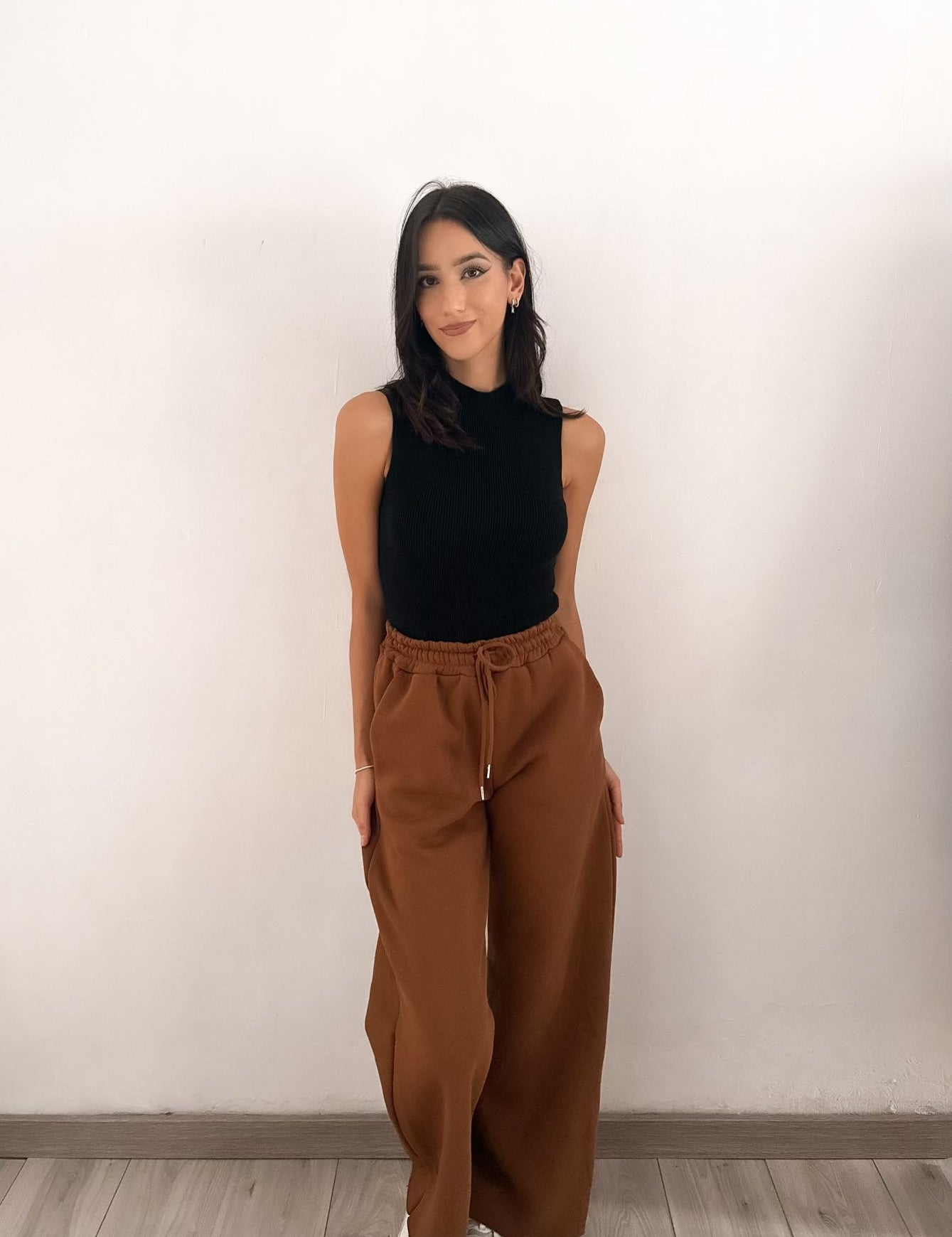 Pantalone tuta a palazzo